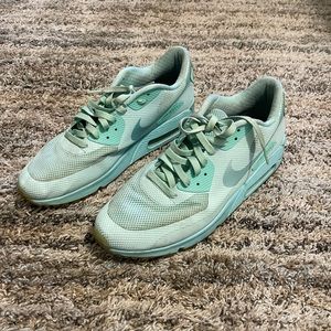 Used Teal NikeID created Air Max 90s size M 12.5